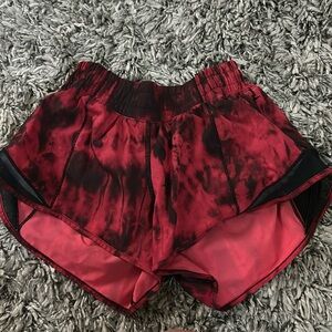 red and black lulu shorts